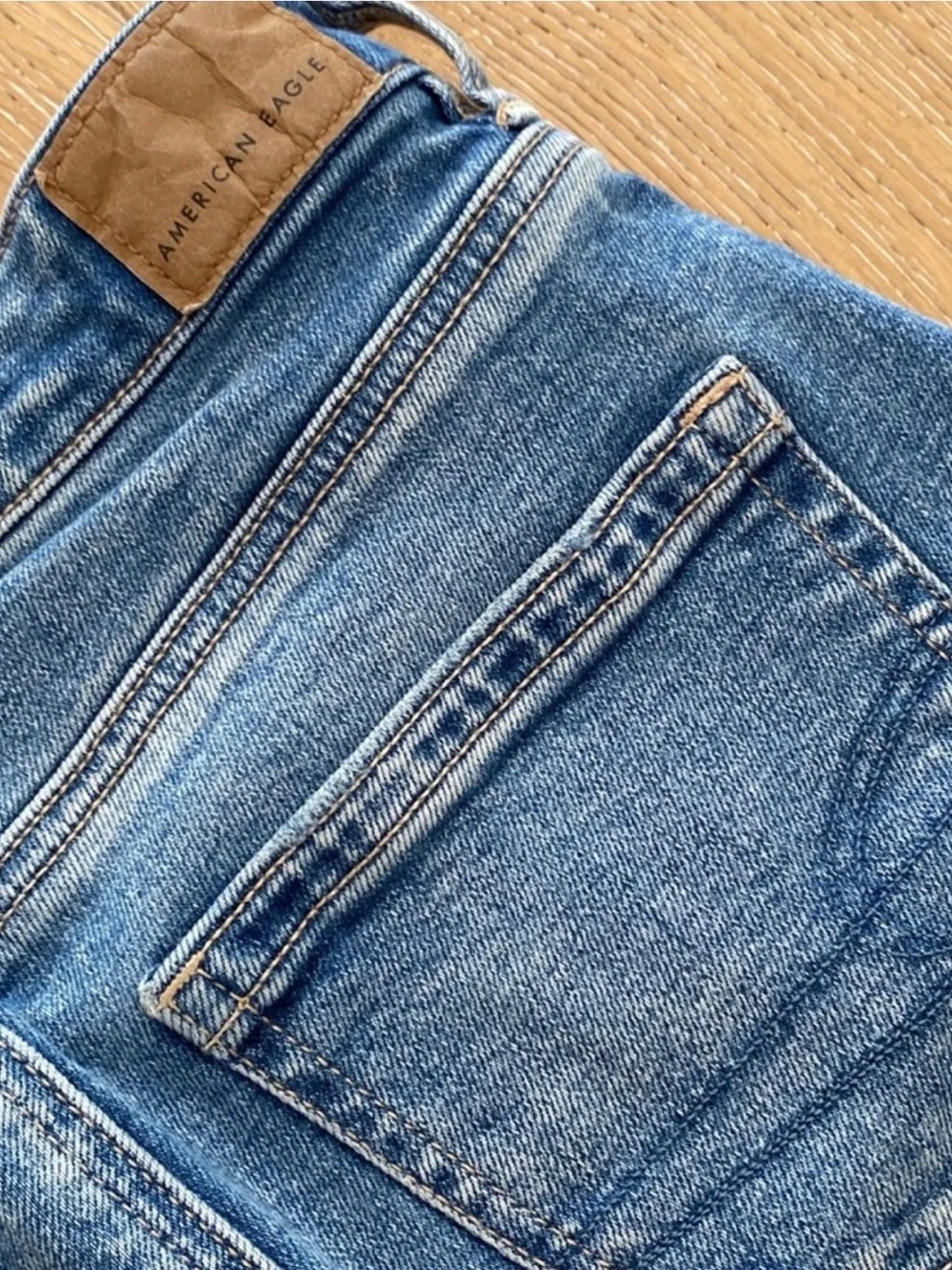 American Eagle Strigid Mom Jean size 0 - Picture 8 of 11